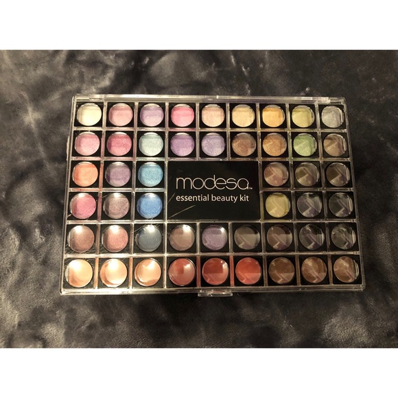 Other - NEVER USED Eyeshadow Palette